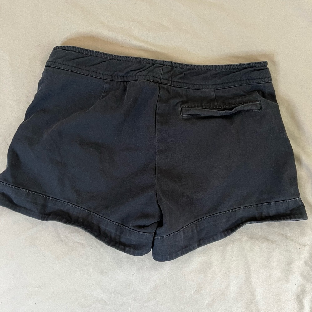 Vince Drawstring With Cargo Pockets - Picture 2 of 3